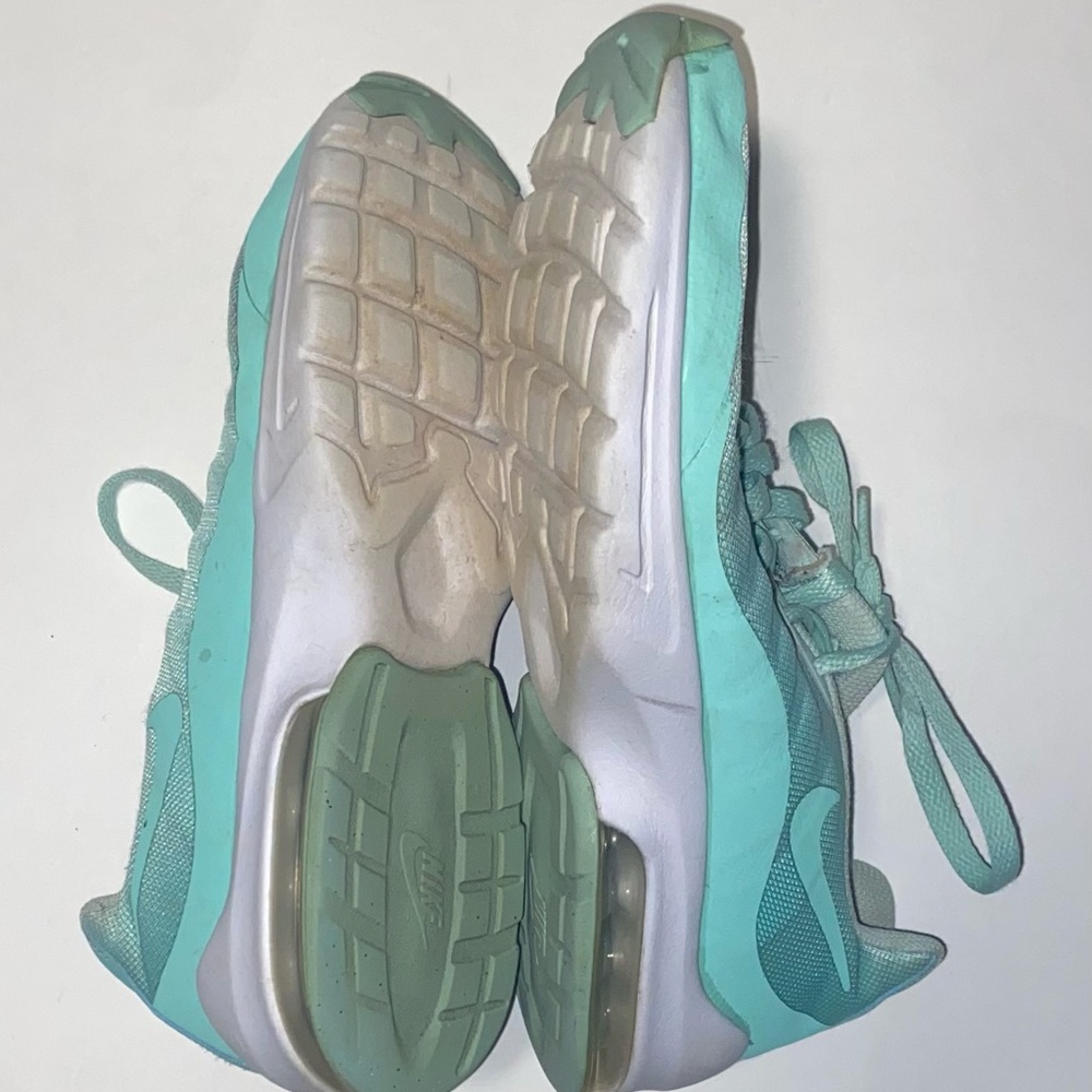 Nike Air Invigor Print Girls 6Y